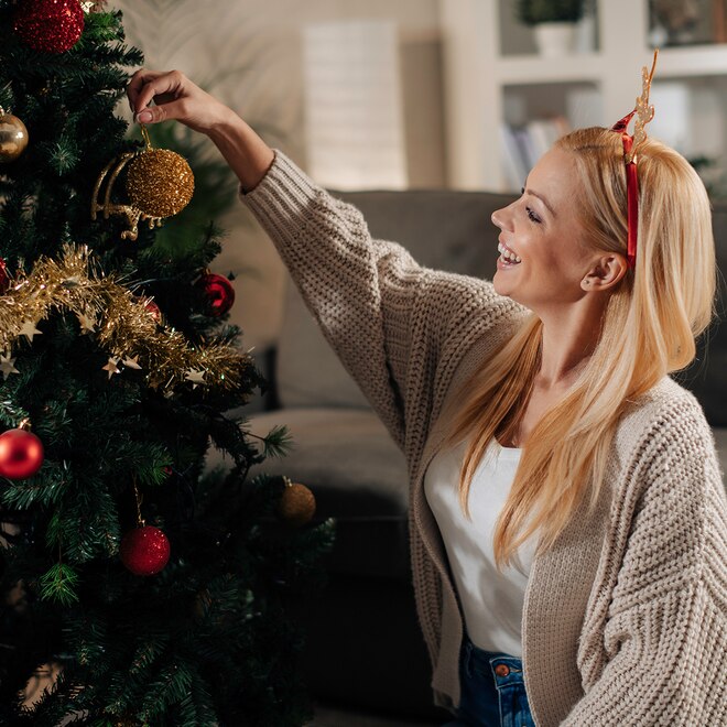 The 14 Best Christmas Tree Deals To Get You in the Holiday Spirit The 14 Best Christmas Tree Deals To Get You in the Holiday Spirit